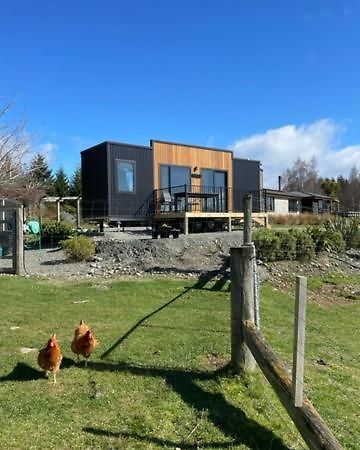 Boutique Tiny House - Te Anau Country Accommodation 外观 照片