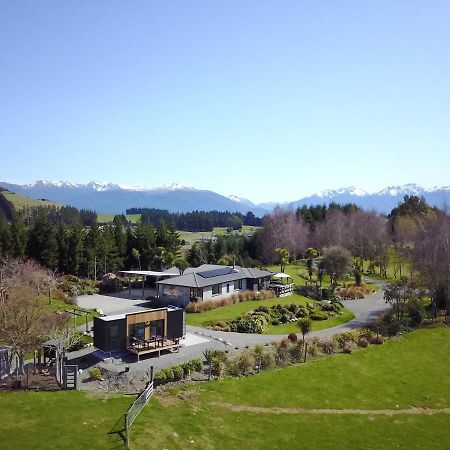Boutique Tiny House - Te Anau Country Accommodation 外观 照片